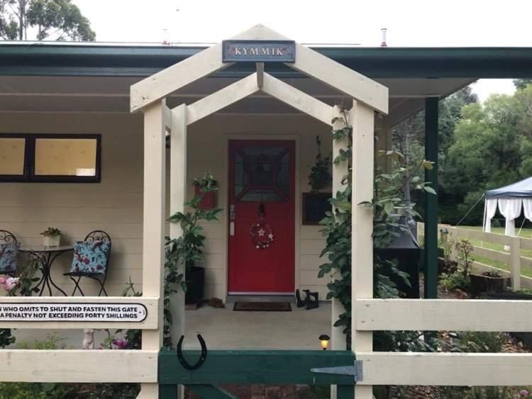 Kymmik Cottage Geeveston Exterior photo